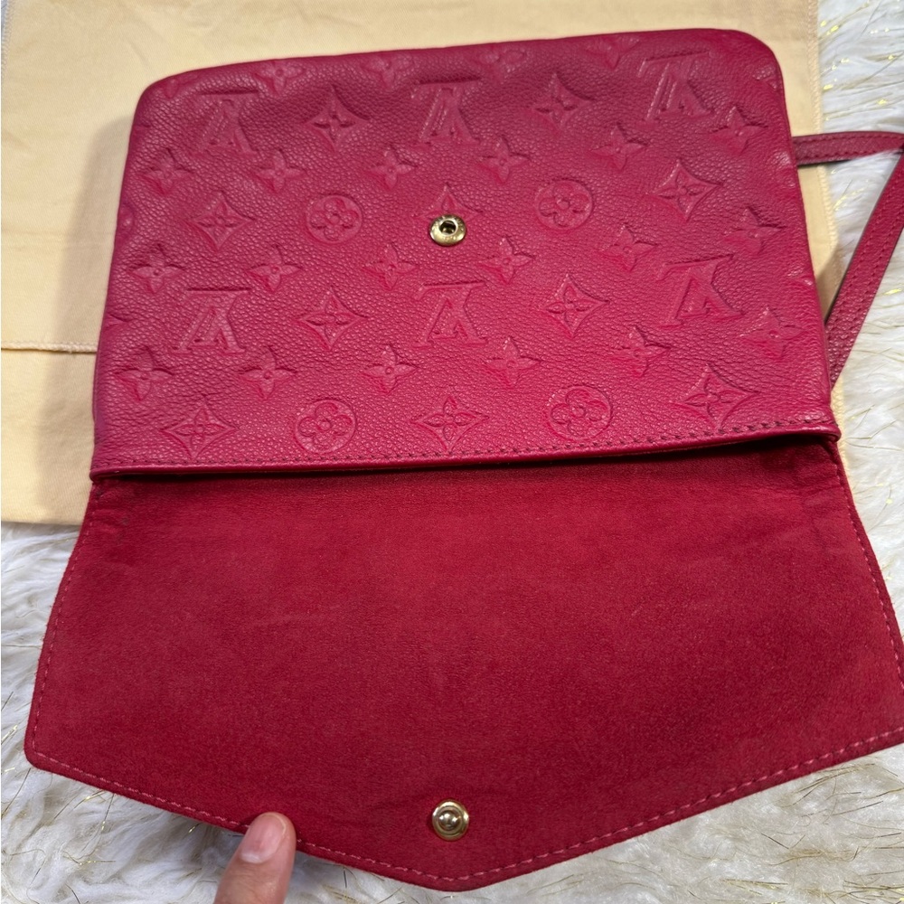 Louis Vuitton Twice Empreinte Messenger sling Fushia Pink w/ Duster & Card auth. - Picture 11 of 16